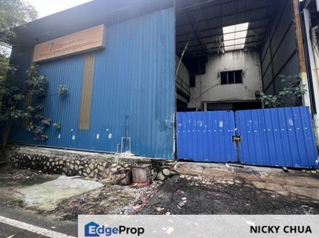 Seremban Light Industrial 1.5 Storey Biggest Factory For Rent Facing Open Hight Ceiling