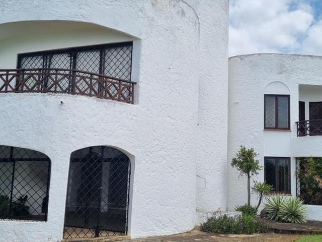 Serena, Beach House on sale