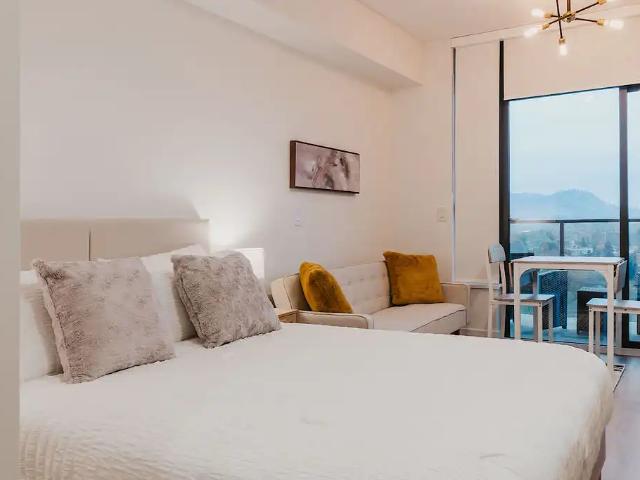 Serene Studio | Pet Friendly Studio in Kelowna