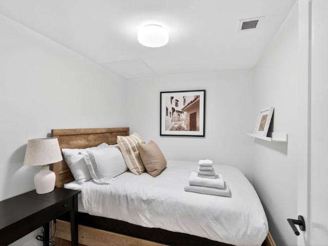 Serenity at Zara – Lake Country – Fully Furnished!