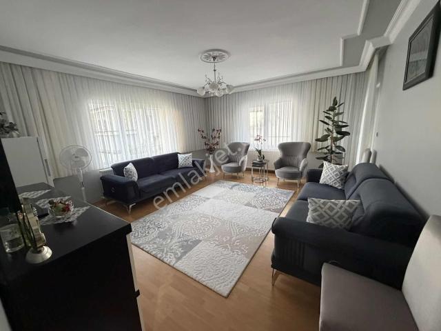 Serhat Mahallesinde Satılık 3+1 Daire 125 M²