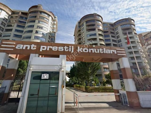 Serhat Mh Ant Prestij Konutlarında Yapılı 5+2 Dubleks Daire