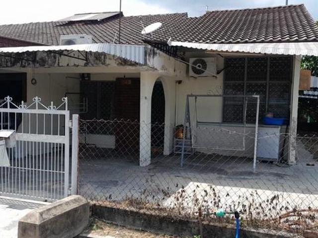 Seri Manjung 1E Teres Setingkat Conner Lot utk di Jual dibawah pasaran