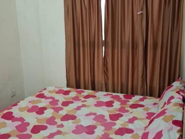 Seri Maya Middle Room Muslim Lady Unit min walking distance to LRT Setiawangsa