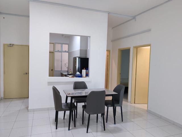 Seri Molek Perdana Apartment Taman Sri Saujana 3 Bedroom For Rent