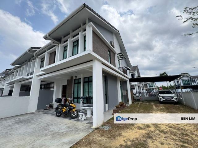 Seri Austin Hill
