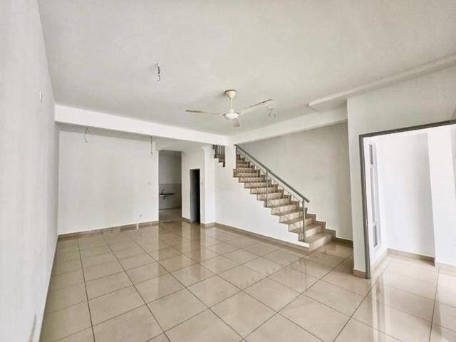 Seri Austin lolite 1 Double storey terrace house Just repainted