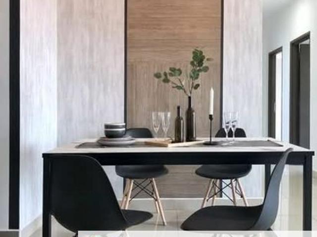 Seri Austin Luxury Apartment