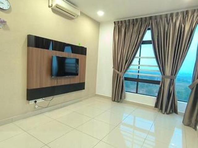 Seri Austin Residences Luxury Apartment Renovated 2 carpark Unbloc