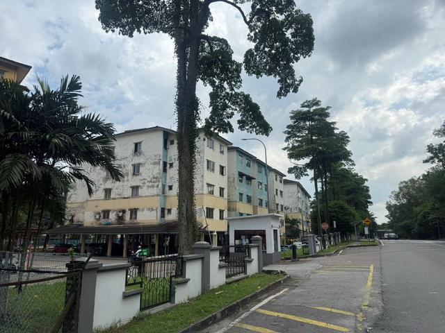 Seri Alam Sri intan Flat