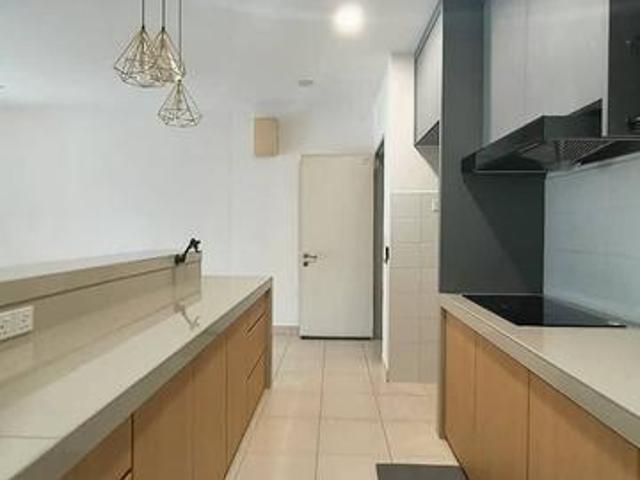 Seri Baiduri Apartment renovated for sale