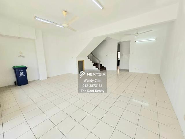 Seri Baiduri Apartment Setia Alam 920sqft Good Condition