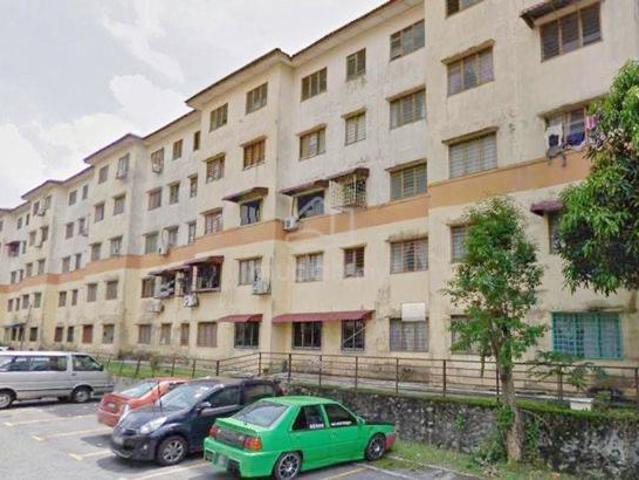 Seri Damai Apartment Saujana Puchong Tingkat 1