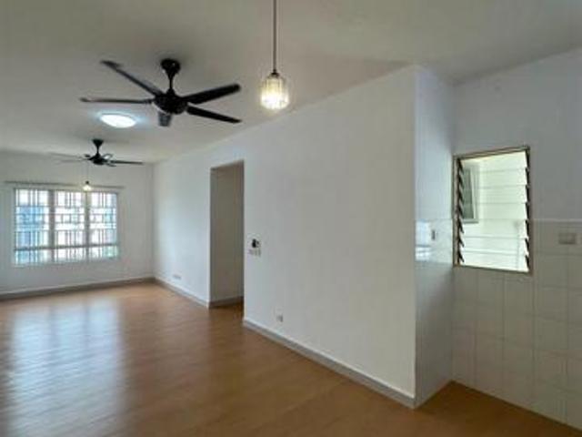 Seri Intan Apartment Renovated Unit for Sale at Setia Alam