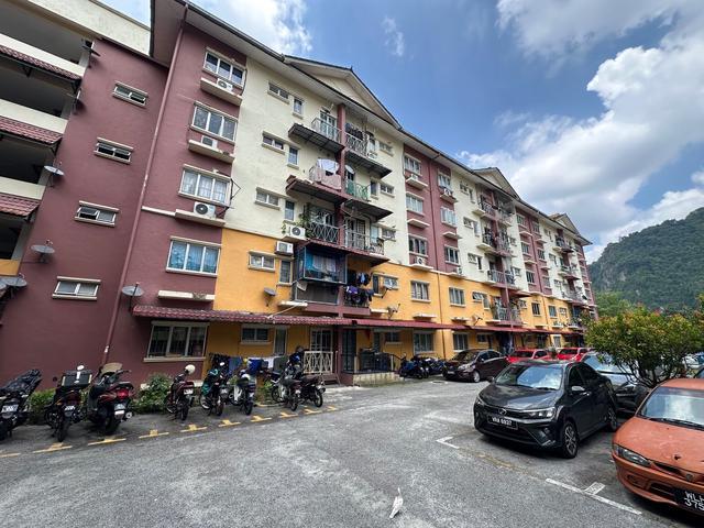 Seri Laman Apartment Batu Caves