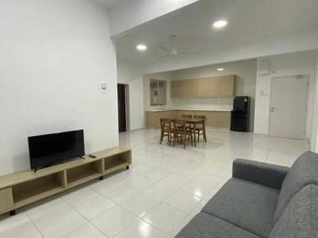 Seri Topaz Condominium Puchong Near LRT Bandar Puteri IOI Mall Sunway