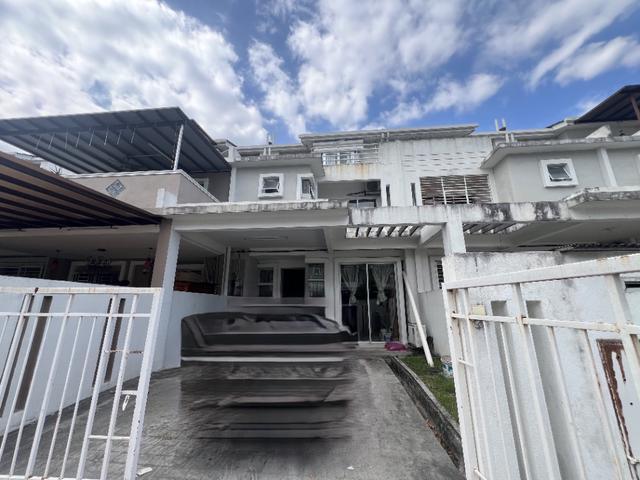 Seri Wirani 8 25 Storey Terrace House Seksyen 8 BB Bangi