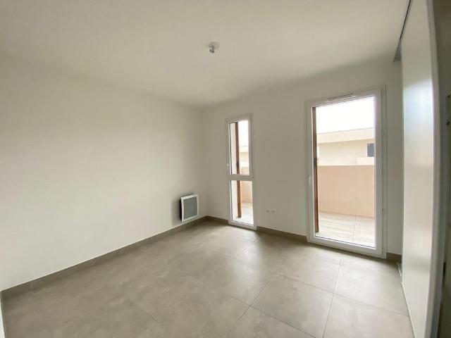 Sérignan T2 + cabine 50.90 m²