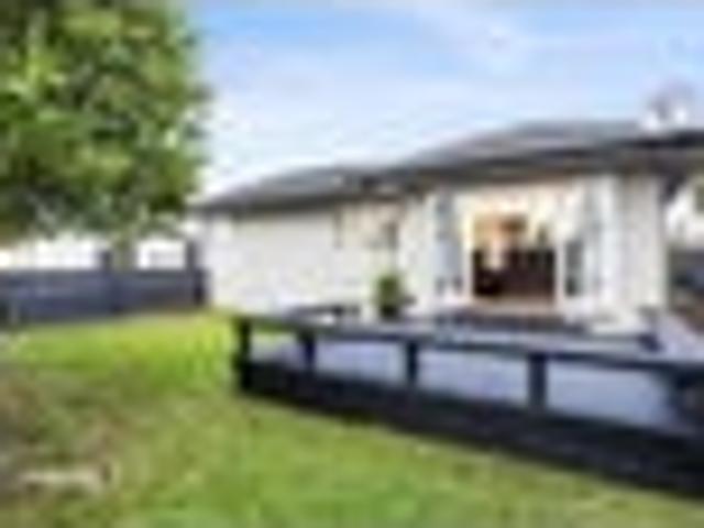 Seriously Good Home & Income /Investment on 1093m2