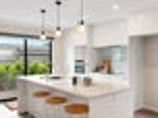 Seriously for sale | Modern, easy care living