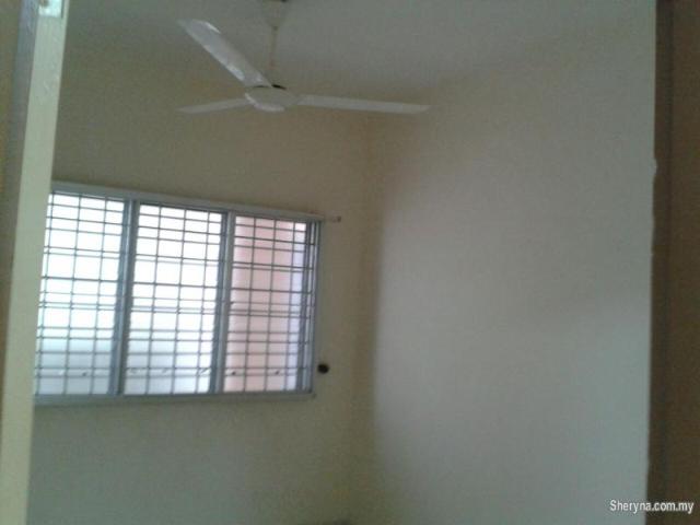 serkam 1 storey near industrial park