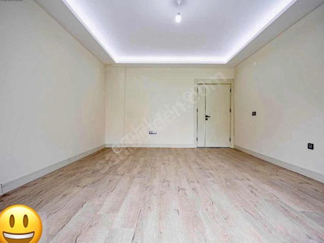 Serkent Ana Cadde Yakını Sıfır 3+1 Sıfır Lüx Satılık Takasa Açık