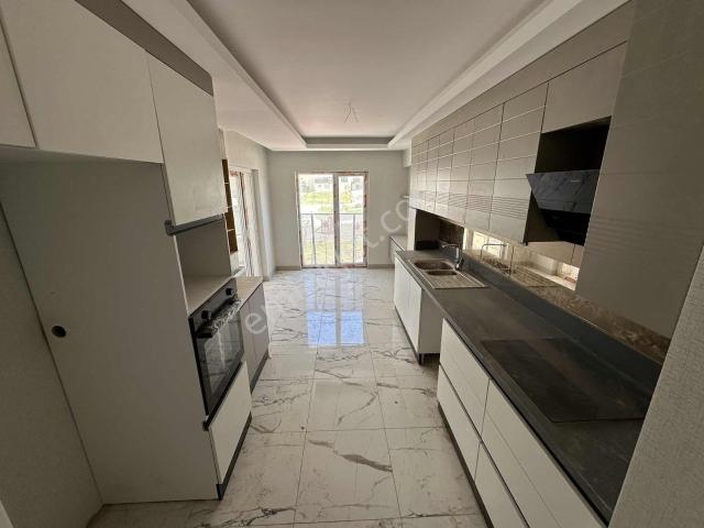 Serra Cadde Sitesinde 3+1 Oturuma Hazır Ultra Lüks Satılık Daire