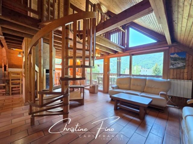 SERRE CHEVALIER CHANTEMERLE Chalet face aux pistes