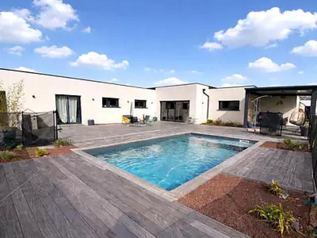 Serres Castet 64121 Achat / Vente maison 5 pièces t5 au dernier étage piscine