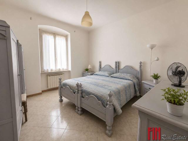 SESTRI CENTRO AFFITTO SOLO USO FORESTERIA 3 POSTI LETTO