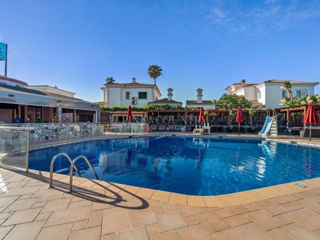 Sesmarias / Albufeira – Restaurante/bar à venda perto da Pra. 119m² Albufeira e Olhos de Água