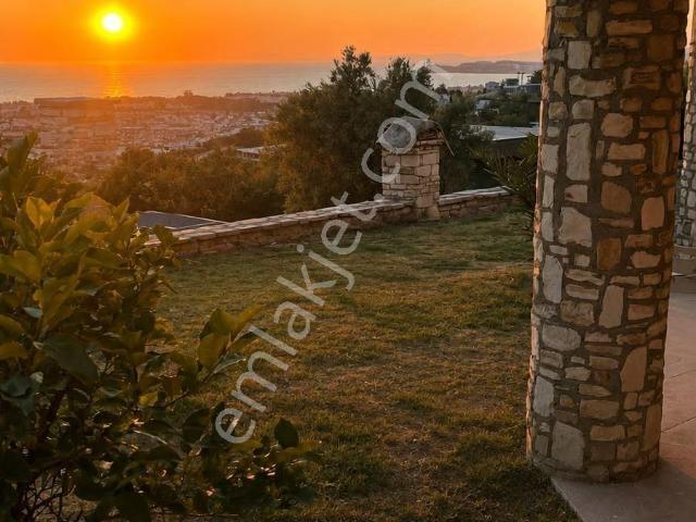Sessiz Ve Huzurlu Konumda, Bahçeli Ve Panoramik Deniz Manzaralı Kiralık Daire