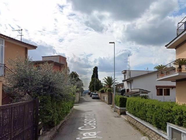 Settebagni soleggiato trilocale arredato