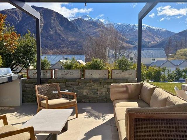 Settlers Way, Arrowtown, Queenstown