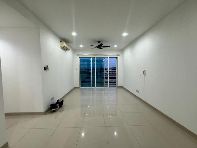 Setapak Green Freehold Good Condition unit 2 car parks Below market