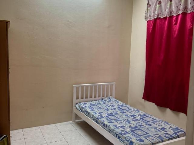 Setapak PV5 Medium Room Female Only