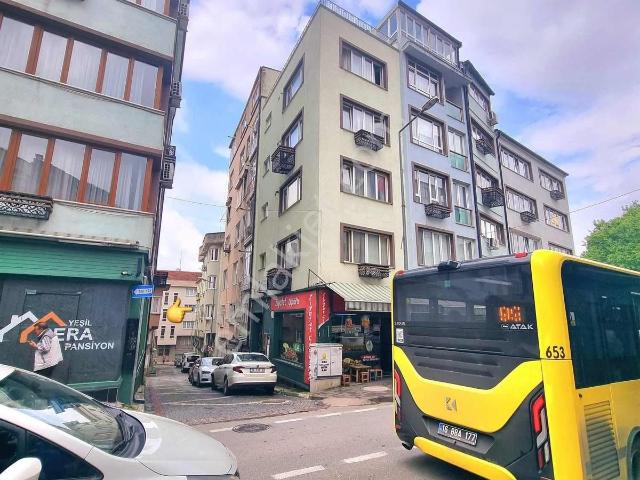 Setbaşı Yeşil Cadde Arakat Kombili 90m² 2+1 Bakımlı Daire