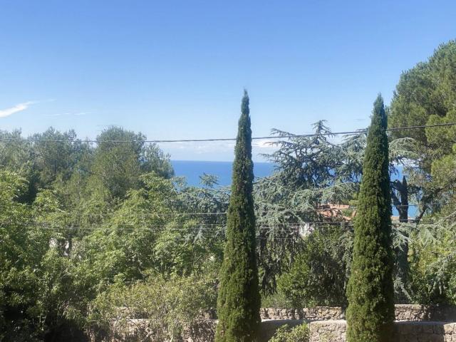 Sète, mont saint Clair sud, confortable villa avec vue mer
