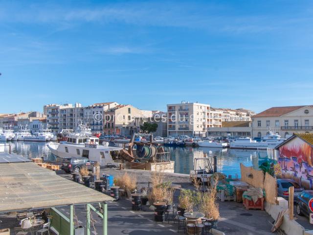 Sète, appartement 3 pièces avec vue quai, 60m² Sète