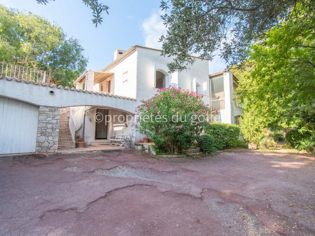 Sète, bas saint Clair, confortable villa familiale avec pisc. 216m² Sète