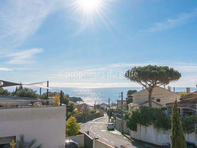 Sète, bas Saint Clair sud, propriété avec deux maisons
