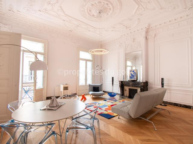 Sète, coeur du centre ville, appartement de charme 2 pièces, 91m² Sète
