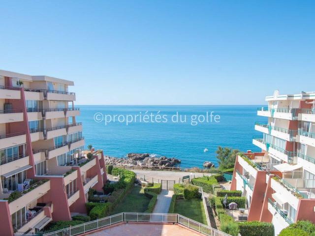Sète, Corniche, appartement T2 cabine, 1ère ligne mer