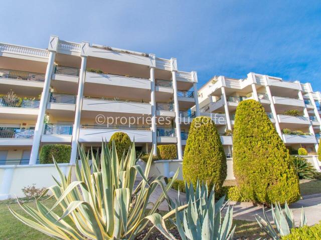 Sète, corniche, résidence de standing, appartement 3 pièces avec