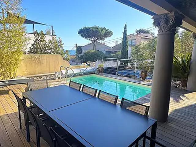 Sète 34200 Achat / Vente maison 9 pièces t9 au dernier étage piscine