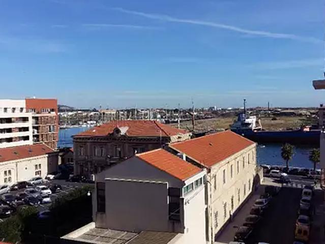 Sète 34200 Achat / Vente appartement 2 pièces t2 au dernier étage
