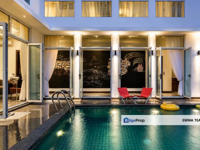 Lakeview Luxury Bungalow with Private Pool in Setia Tropika, Setia Eco Park For Sale