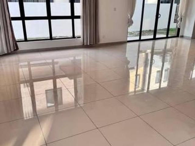 Setia Utama 4 Bywater Double Storey SemiD House For Rent