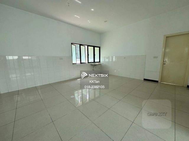 Setia Utama 1 Setia Alam 3 Storey Semi D Retusa 32x70 5r6b Fully Renovated for Sale