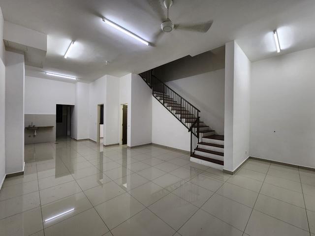 Setia Utama 2 Setia Alam 3 Storey House For Sale